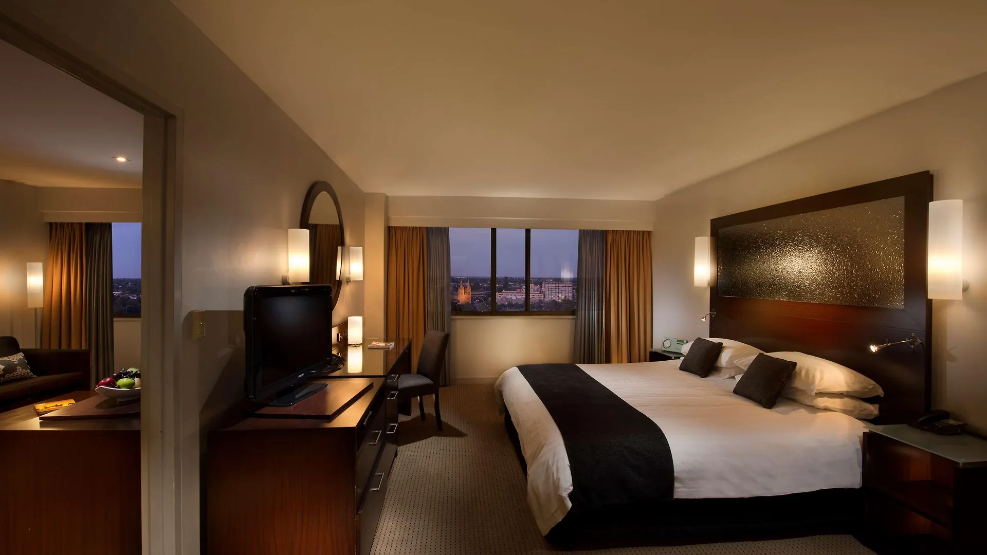 Stamford Plaza Adelaide Hotel
