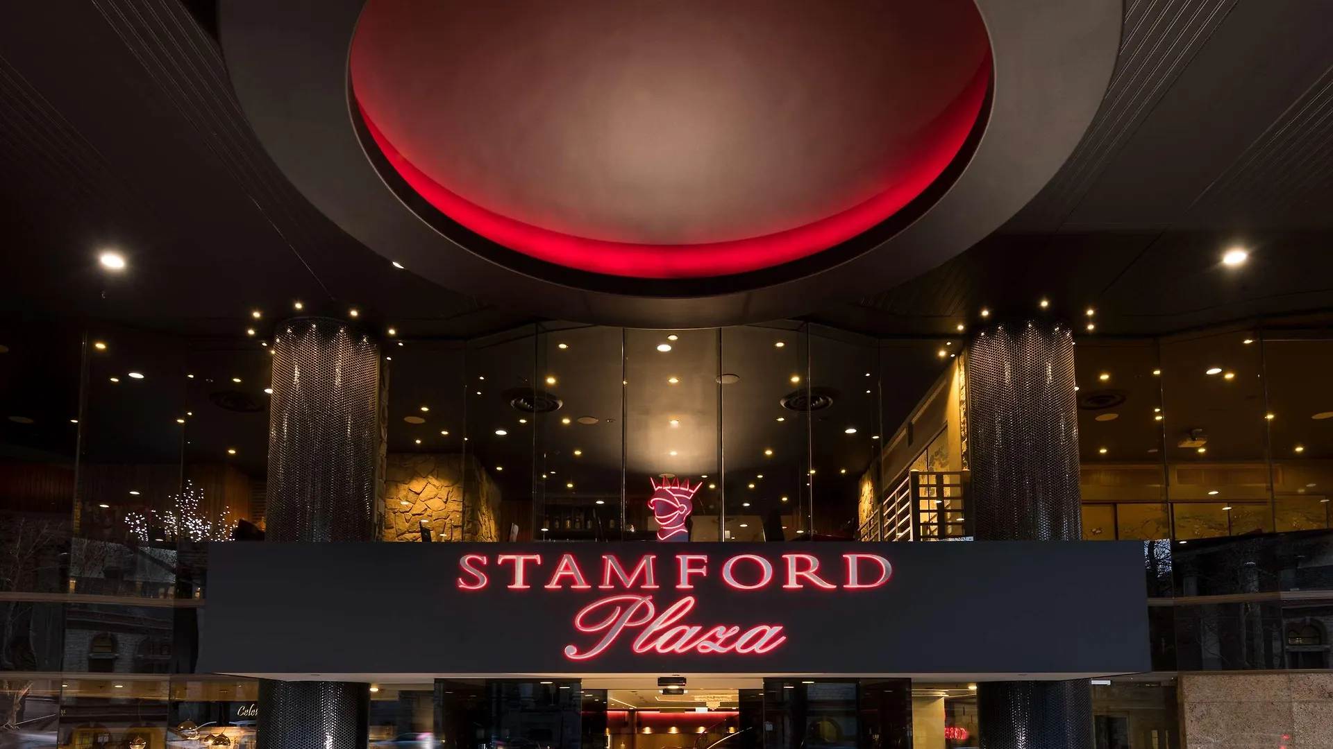 Stamford Plaza Adelaide Hotel
