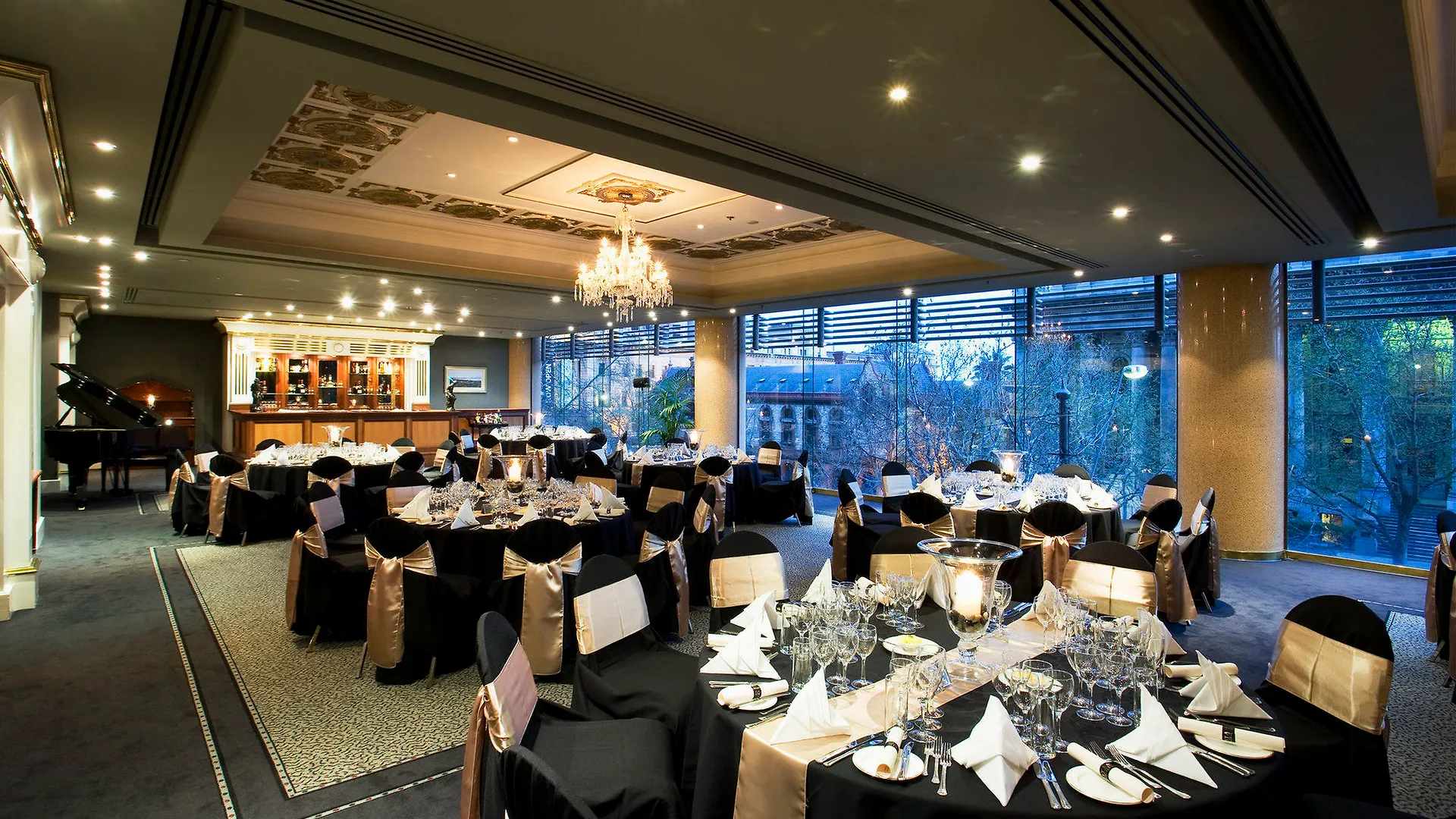 Stamford Plaza Adelaide Hotel