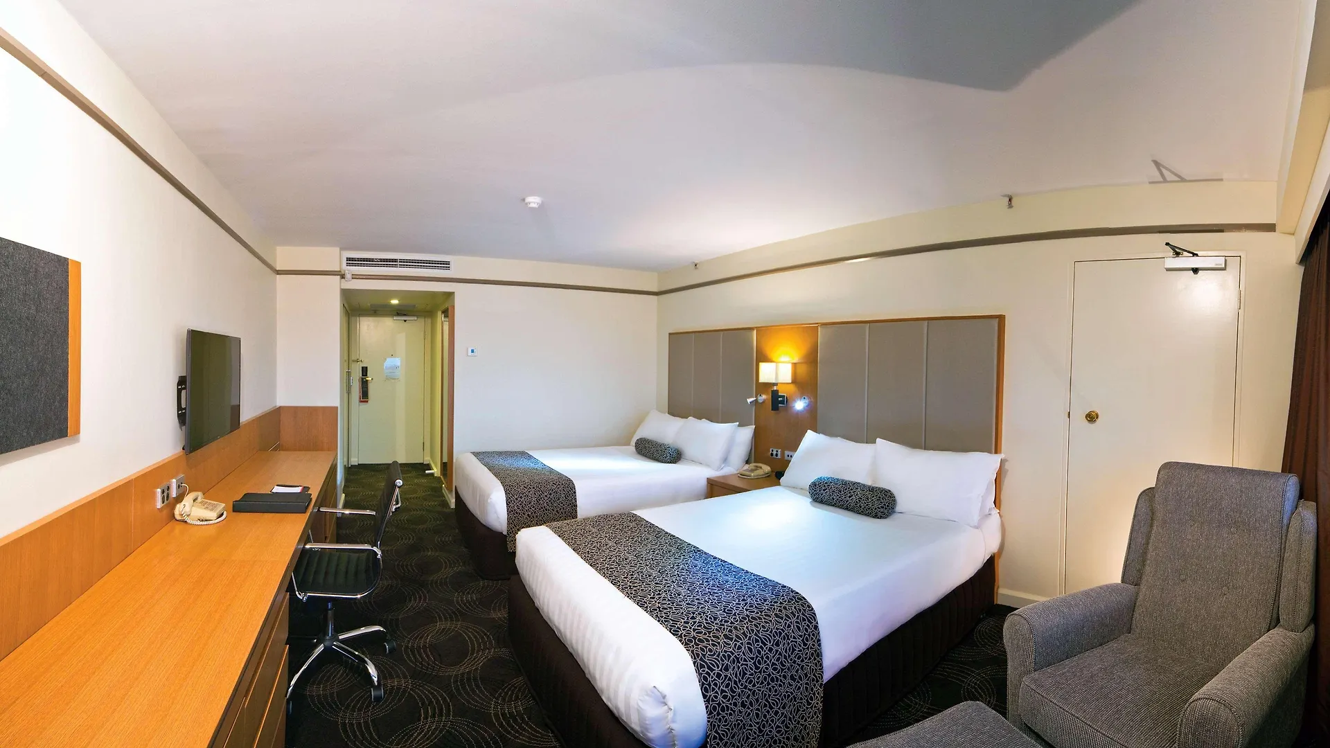 *****  Stamford Plaza Adelaide Hotel Australia