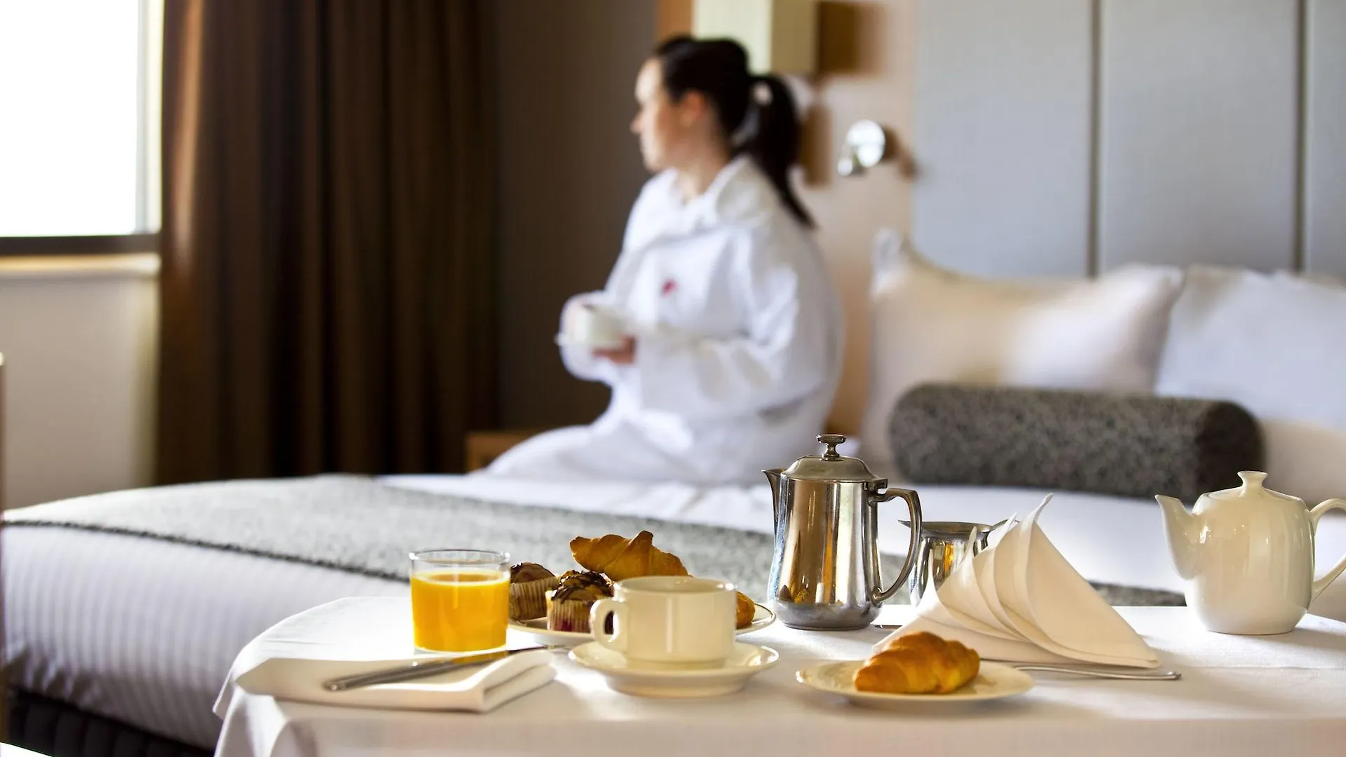 Stamford Plaza Adelaide Hotel