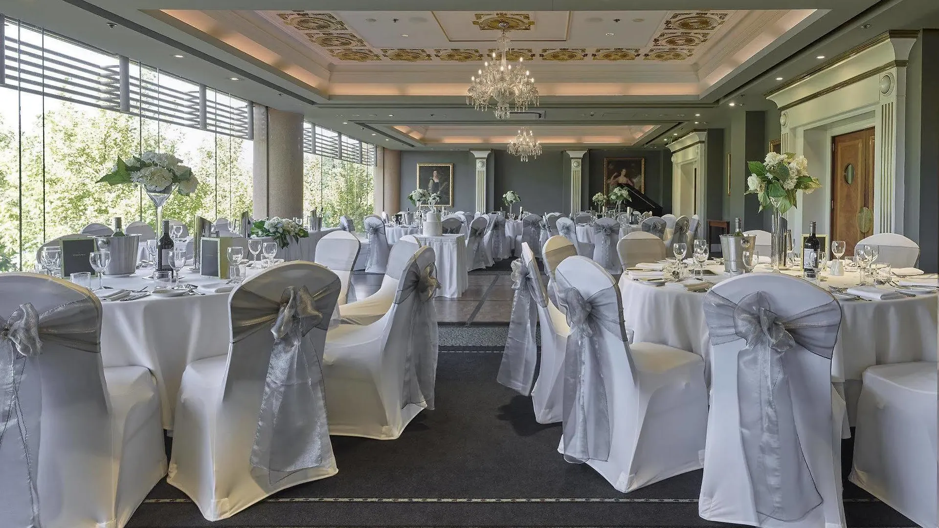 Stamford Plaza Adelaide Hotell 5*,