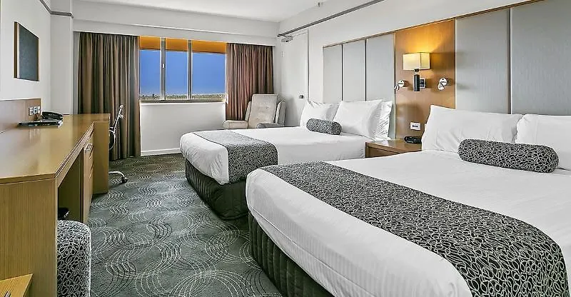 Stamford Plaza Adelaide Hotell