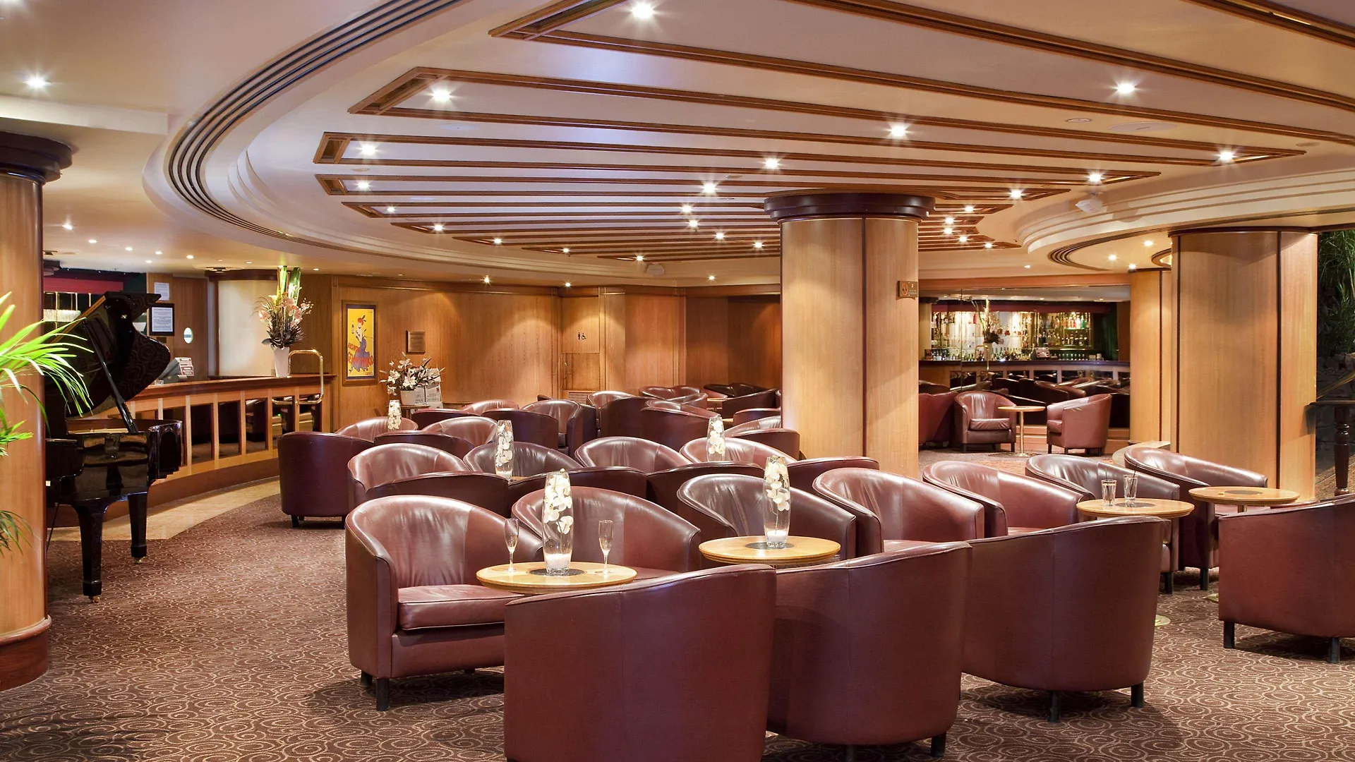 Stamford Plaza Adelaide Hotel 5*,