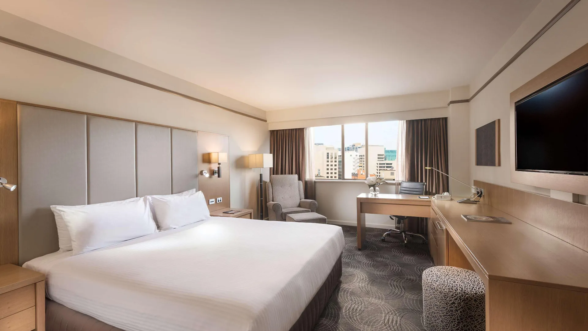 Stamford Plaza Adelaide Hotel
